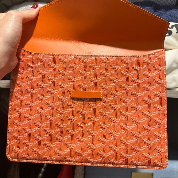 GOYARD Goyardine Camondo 2 Pouch MM Horizontal Clutch Orange - Picture 8 of 11